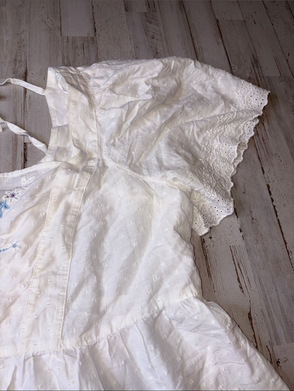 Old Navy White Embroidered Eyelet Peasant Top 3X - Picture 6 of 13